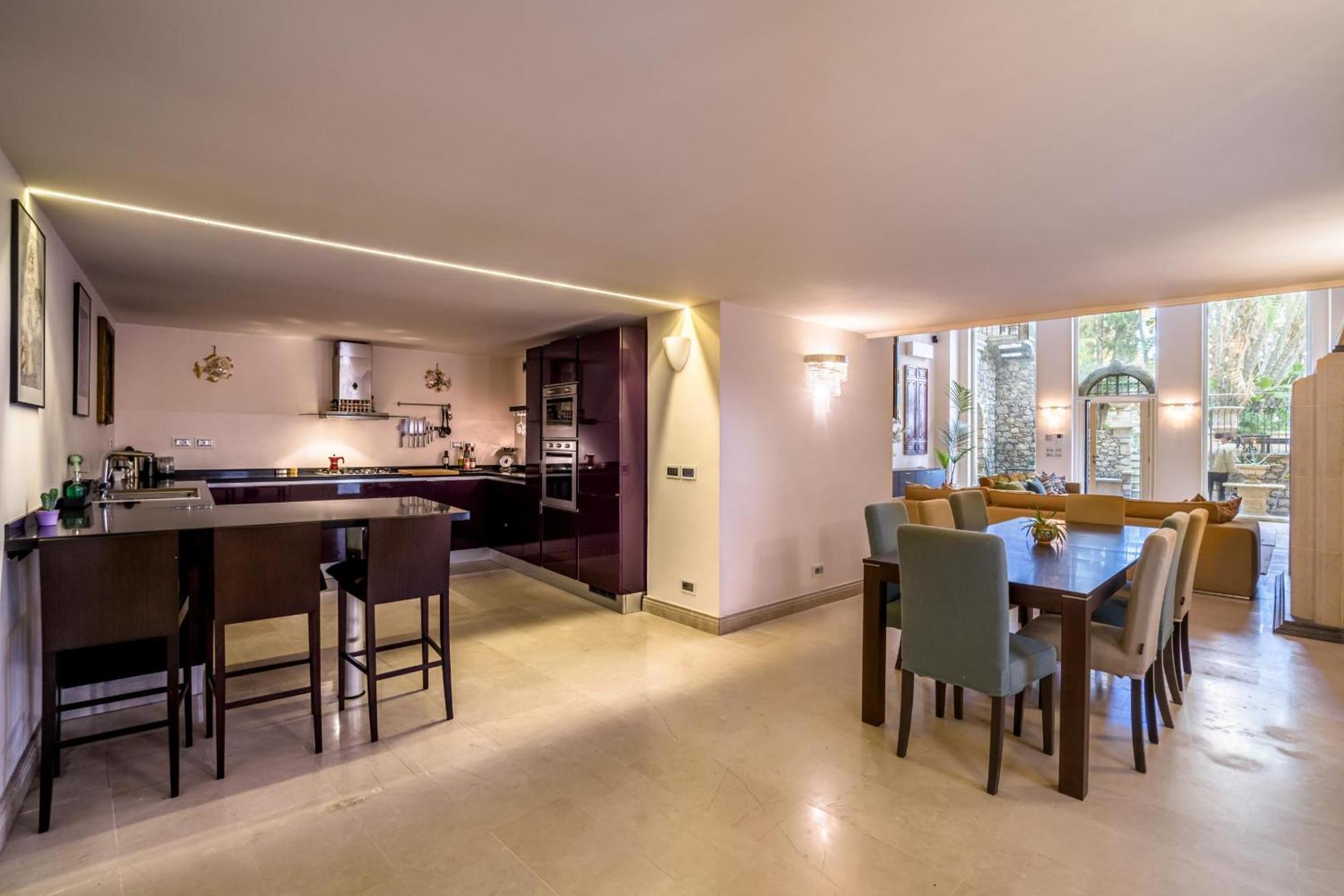 Atelier Spacious With Pool *